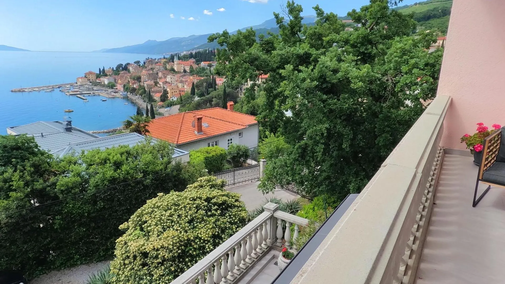Apartments Green Garden Opatija 0*,